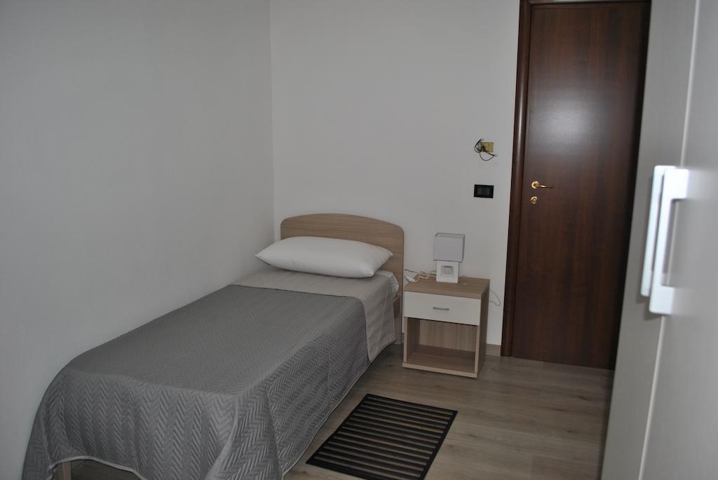 Raxul Room Sestu Δωμάτιο φωτογραφία