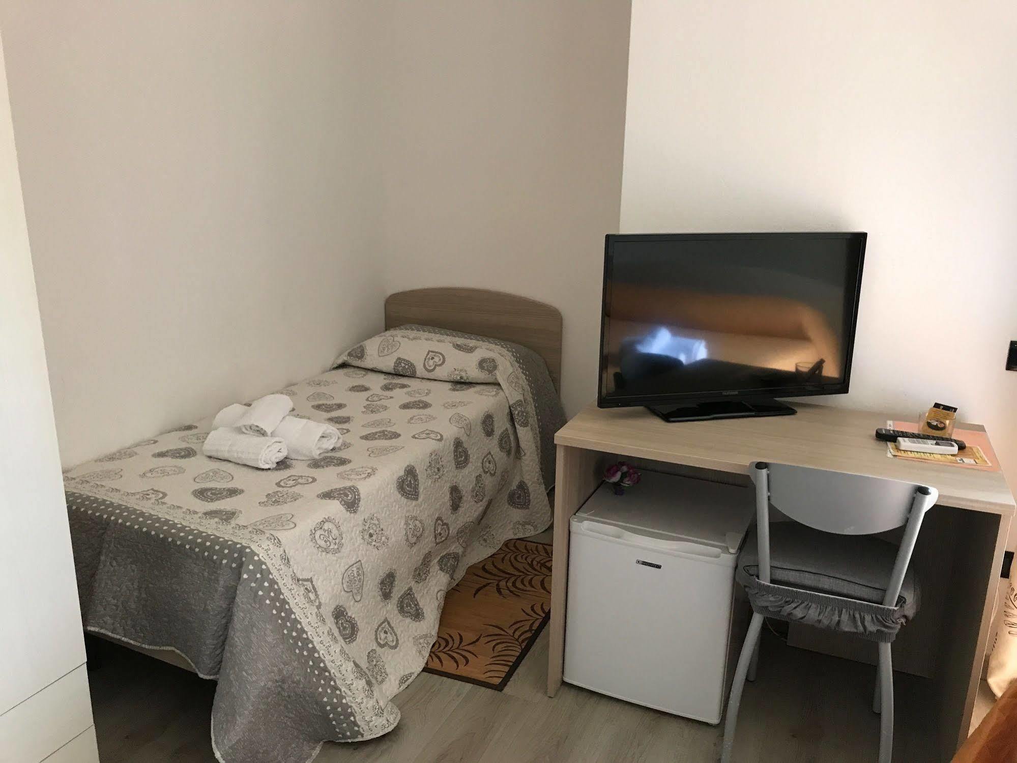 Raxul Room Sestu Εξωτερικό φωτογραφία